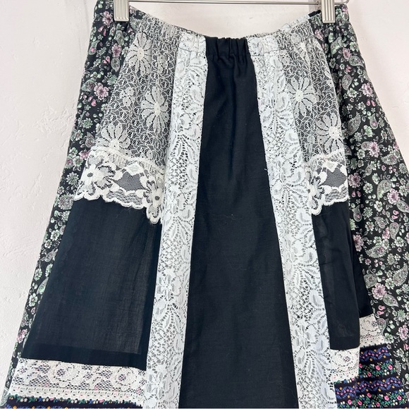 Vintage 70s Floral Lace Patchwork Maxi Skirt Size M Boho USA Carefree Fashions - Picture 4 of 11
